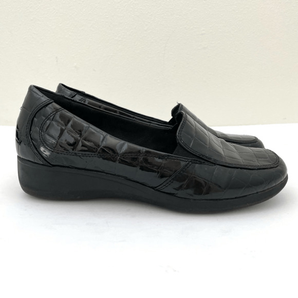 Clarks Gael Angora Black Croc Patent Leather Loafers Women’s 7.5 - Picture 4 of 10